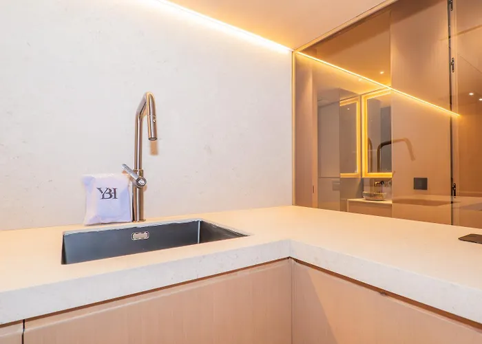 Ybh Alameda I * Vigo